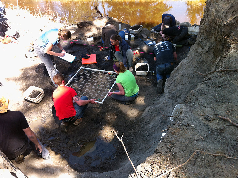 Behind the scenes of the making of Dino101 - Team dig site in Drumheller for UAlberta joint-project