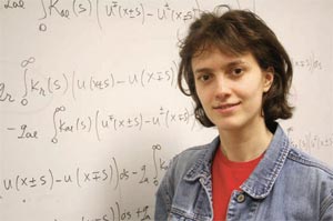U of A grad student Raluca Eftimie has found a formula for the united movement of flocks of birds and schools of fish.
