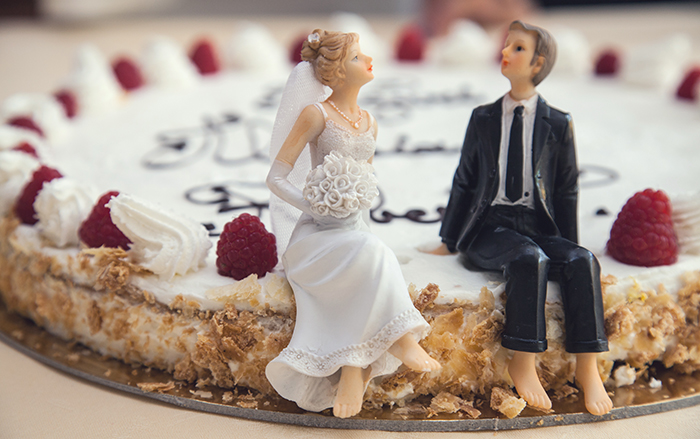 Married couple wedding cake
