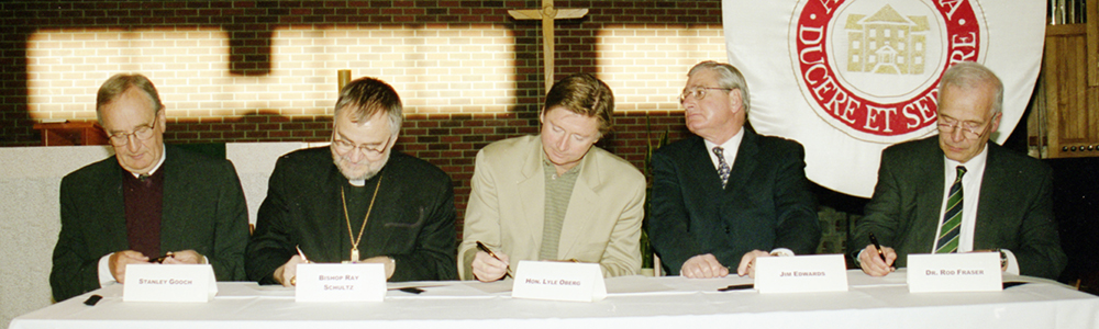 In 2004, Augustana University College (formerly Camrose Lutheran College) and the University of Alberta signed the merger of the two institutions.