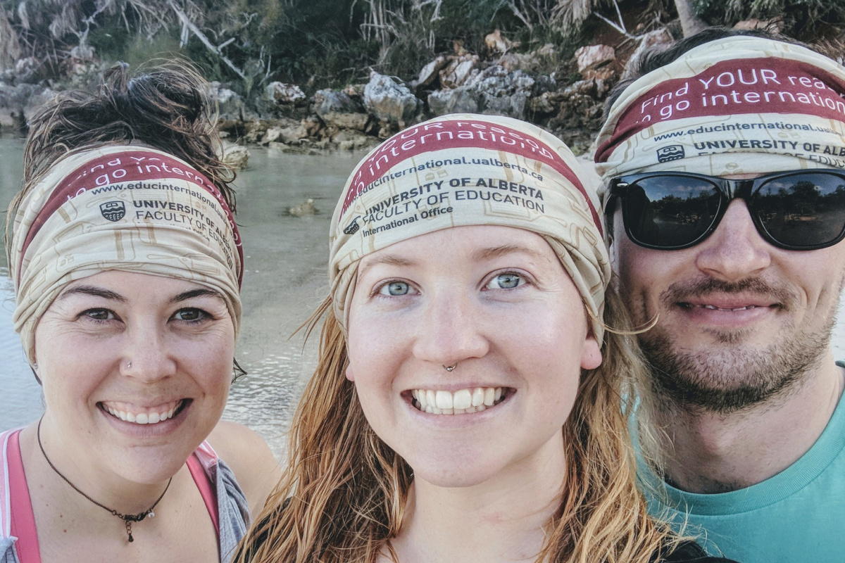 3 Students wearing "Find your reason to go international headbands"