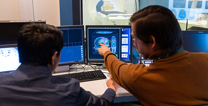 Researchers review biomedical imaging.