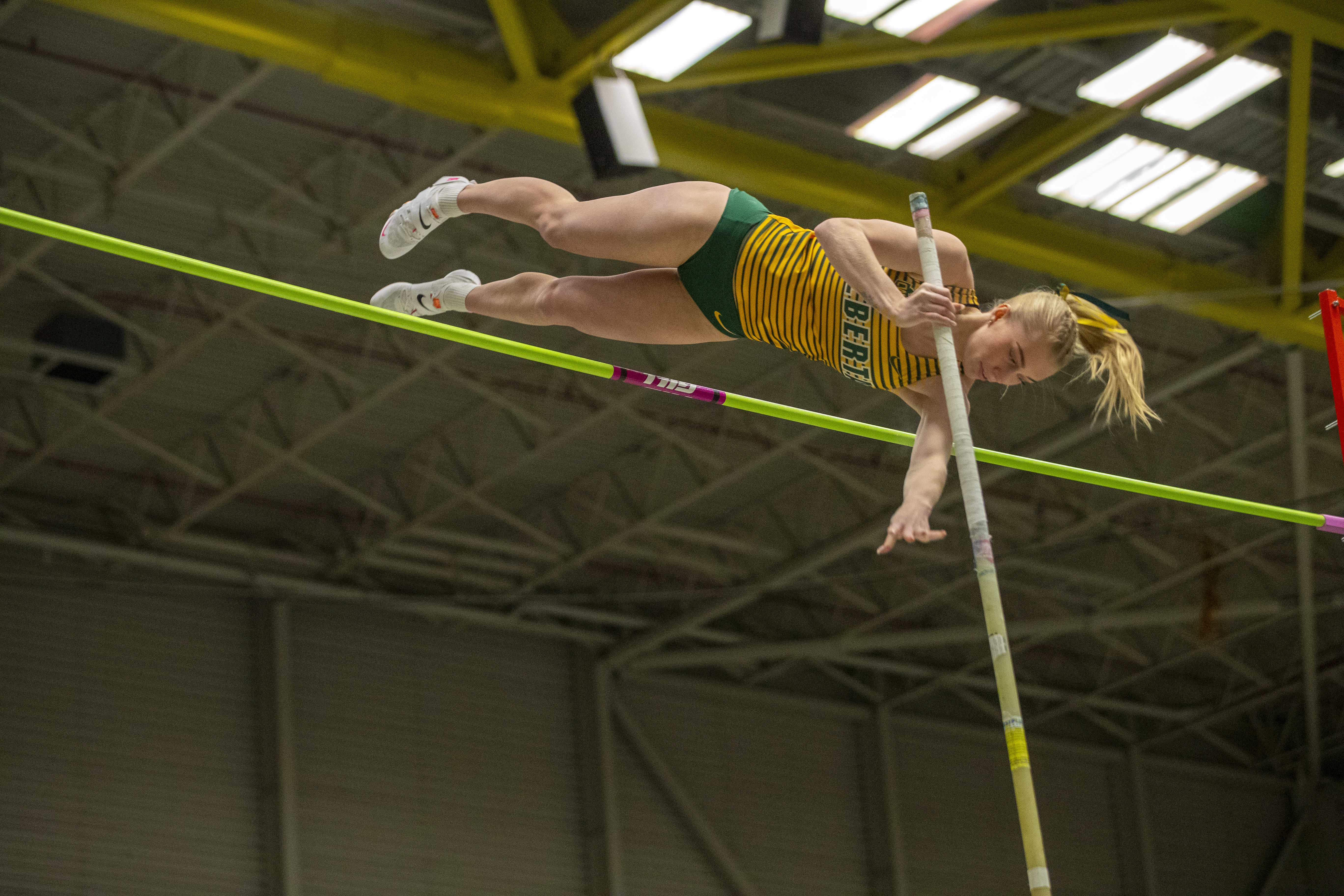 Rachel Grenke-pole vault performance