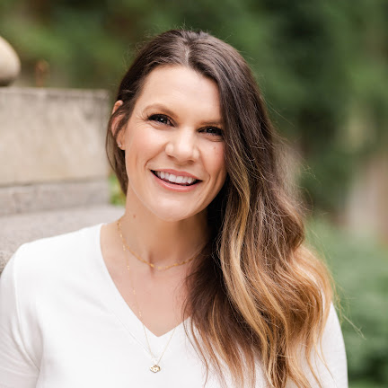 Headshot of Courtney Borst