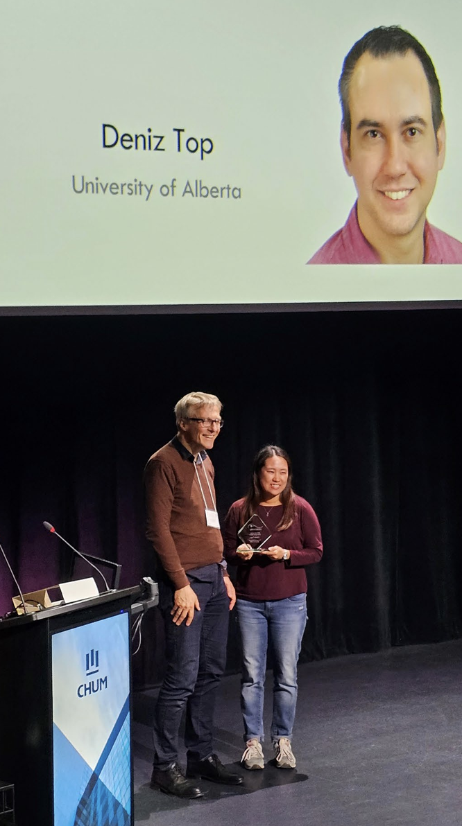 Dr. Minjeong Shin graciously accepted the award.