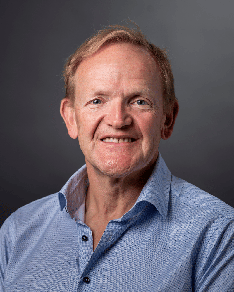 Dr. Adrian Wagg