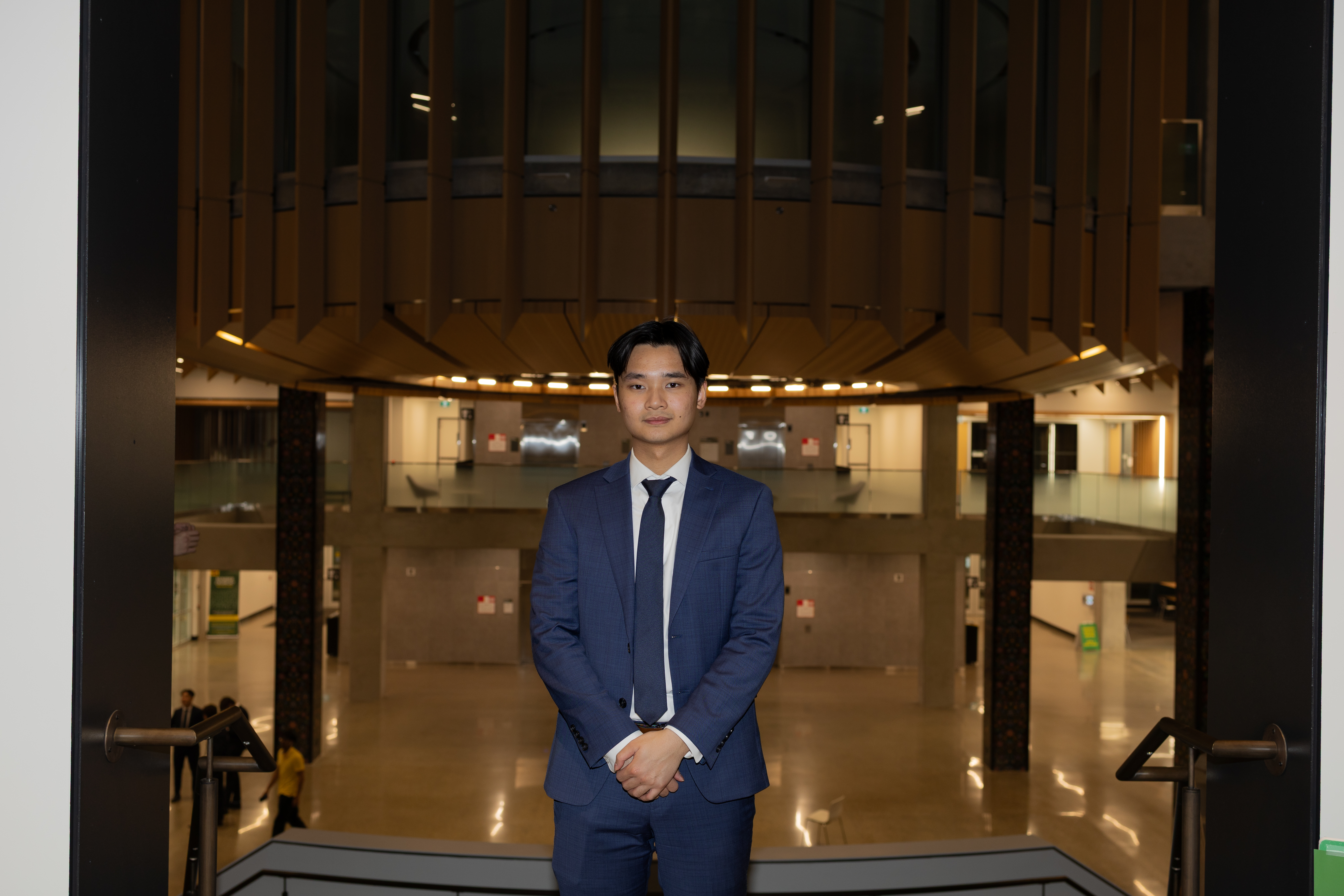 leo huang.jpg