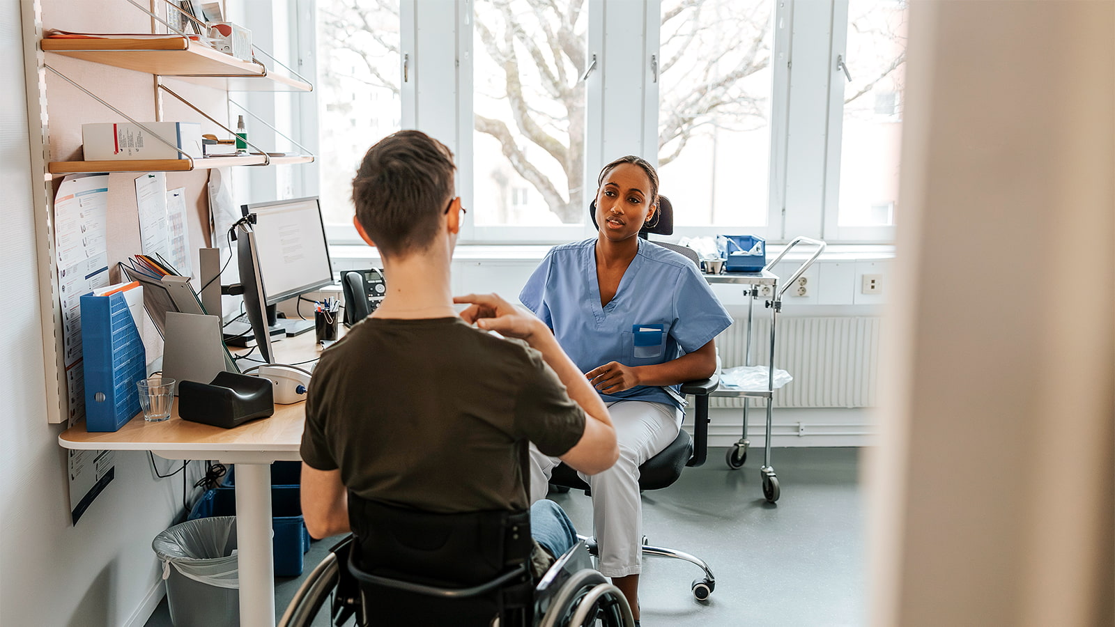 A new U of A study shows that rural Albertans living with MS are less likely to receive treatments to prevent relapses and slow down disease progression than urban patients, pointing to a need for more research, better clinical services and better use of technology to ensure the best care is accessible for all. (Photo: Getty Images)