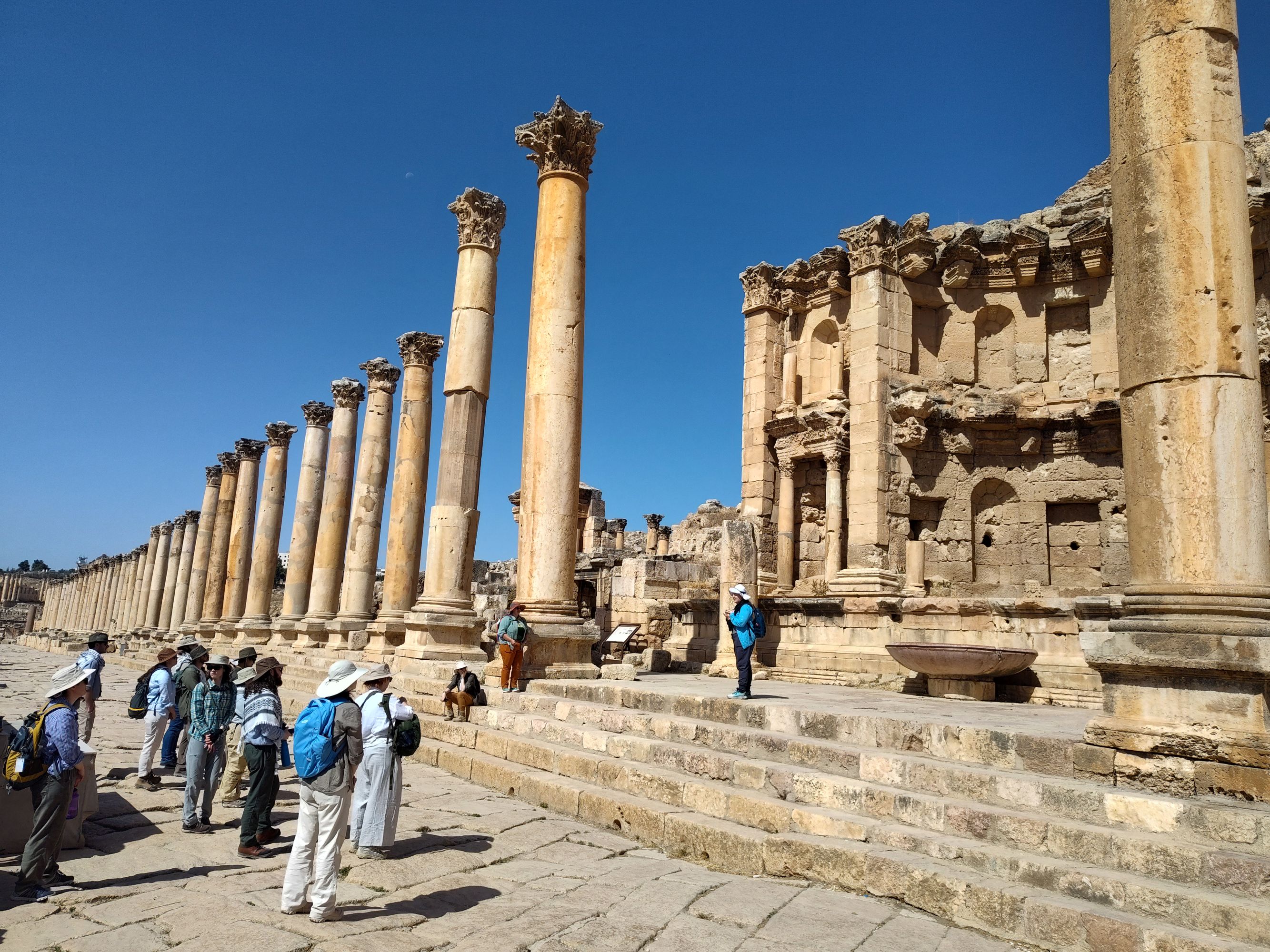 Student-led presentation at Jerash