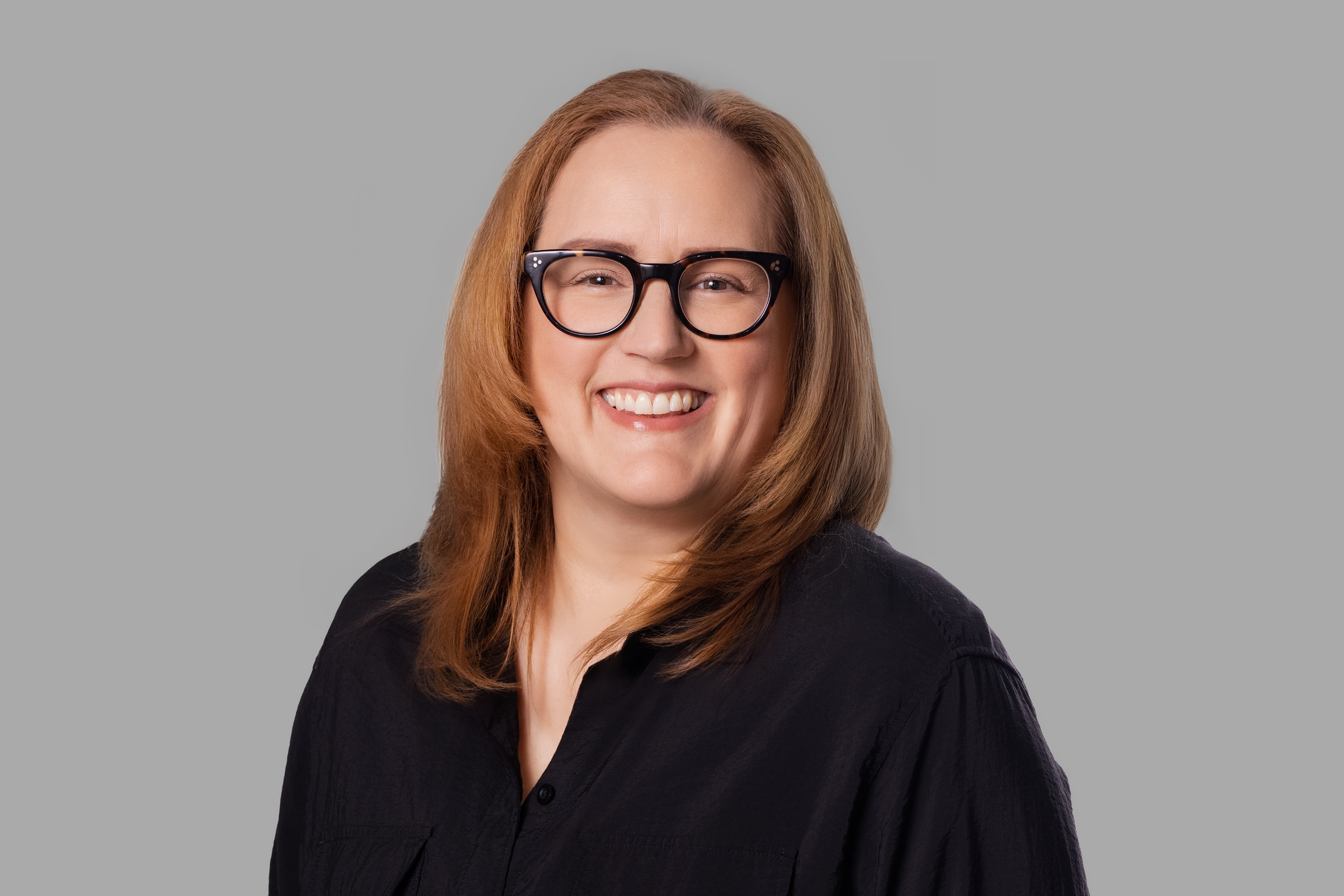 jeanineuofaheadshots2025.png