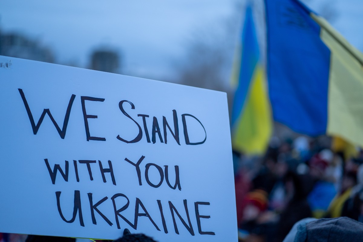 In the latest issue of Dear Maddi, psychologist Maddi Genovese shares some tips to help manage stress and anxiety brought on by the war in Ukraine