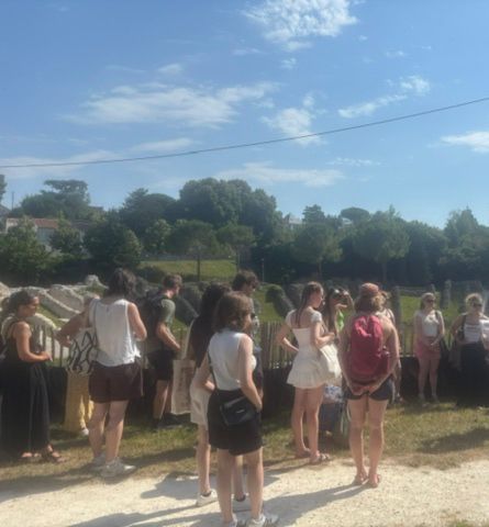 Students at Saintes