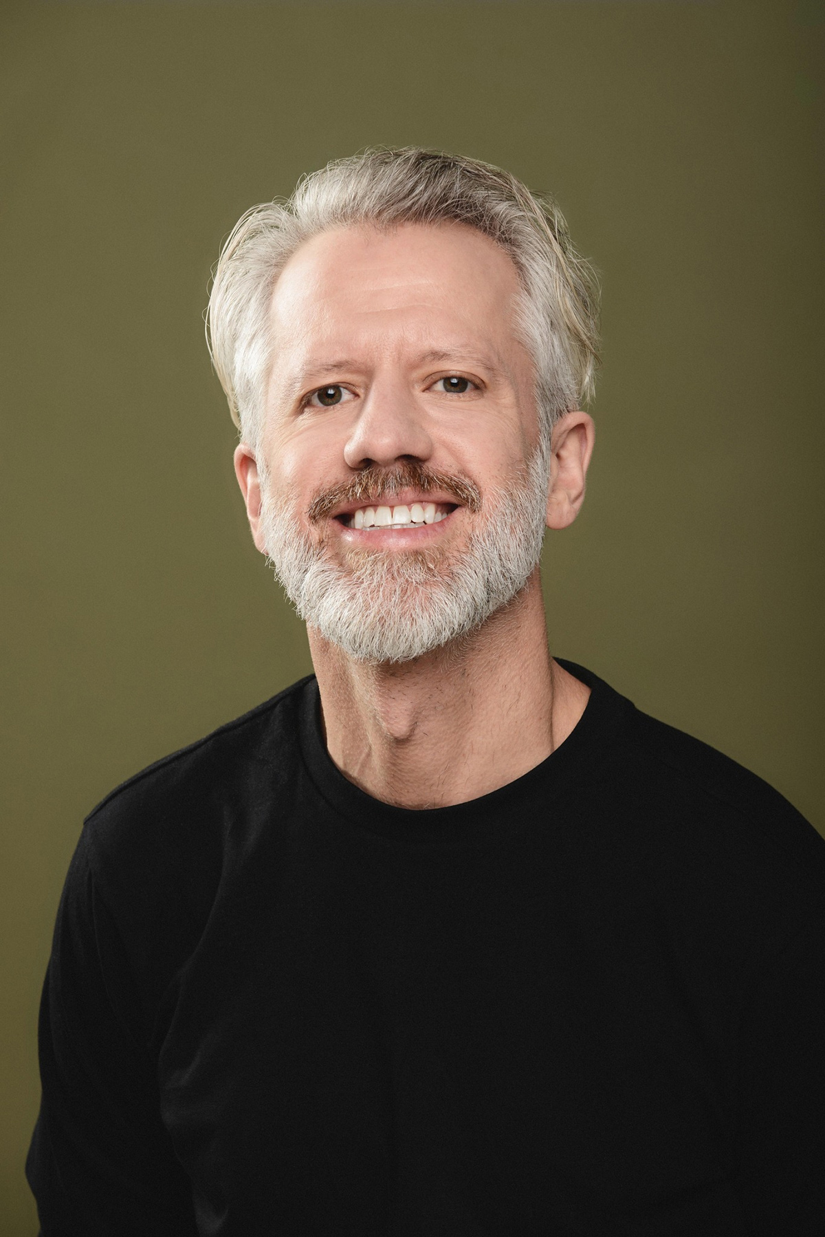 headshot of Joel Ivany