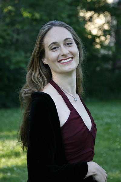 portrait of Claudia Schaer