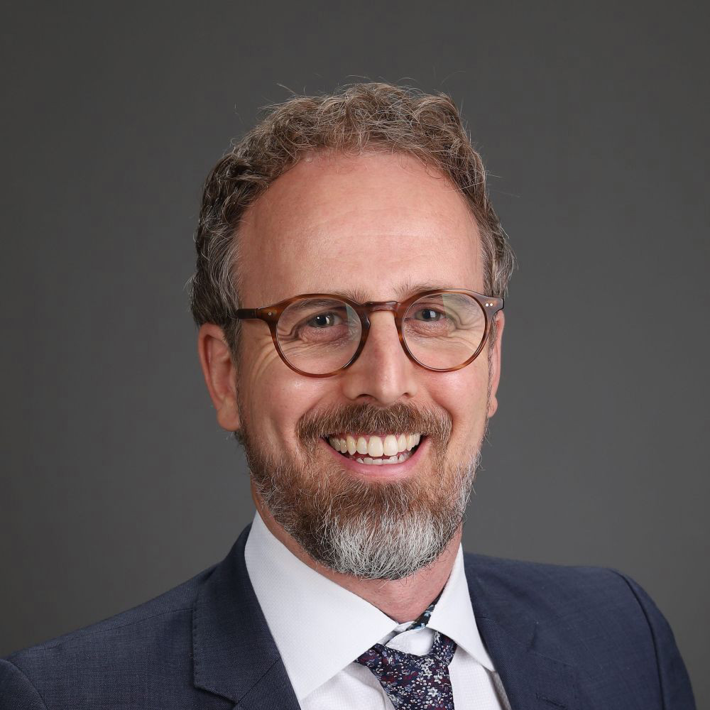 Headshot of Erik DeJong