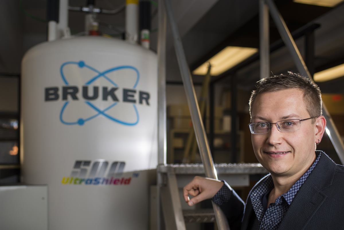 Professor Vladimir Michaelis is bringing next-generation of materials science to the University of Alberta. Photo credit: John Ulan