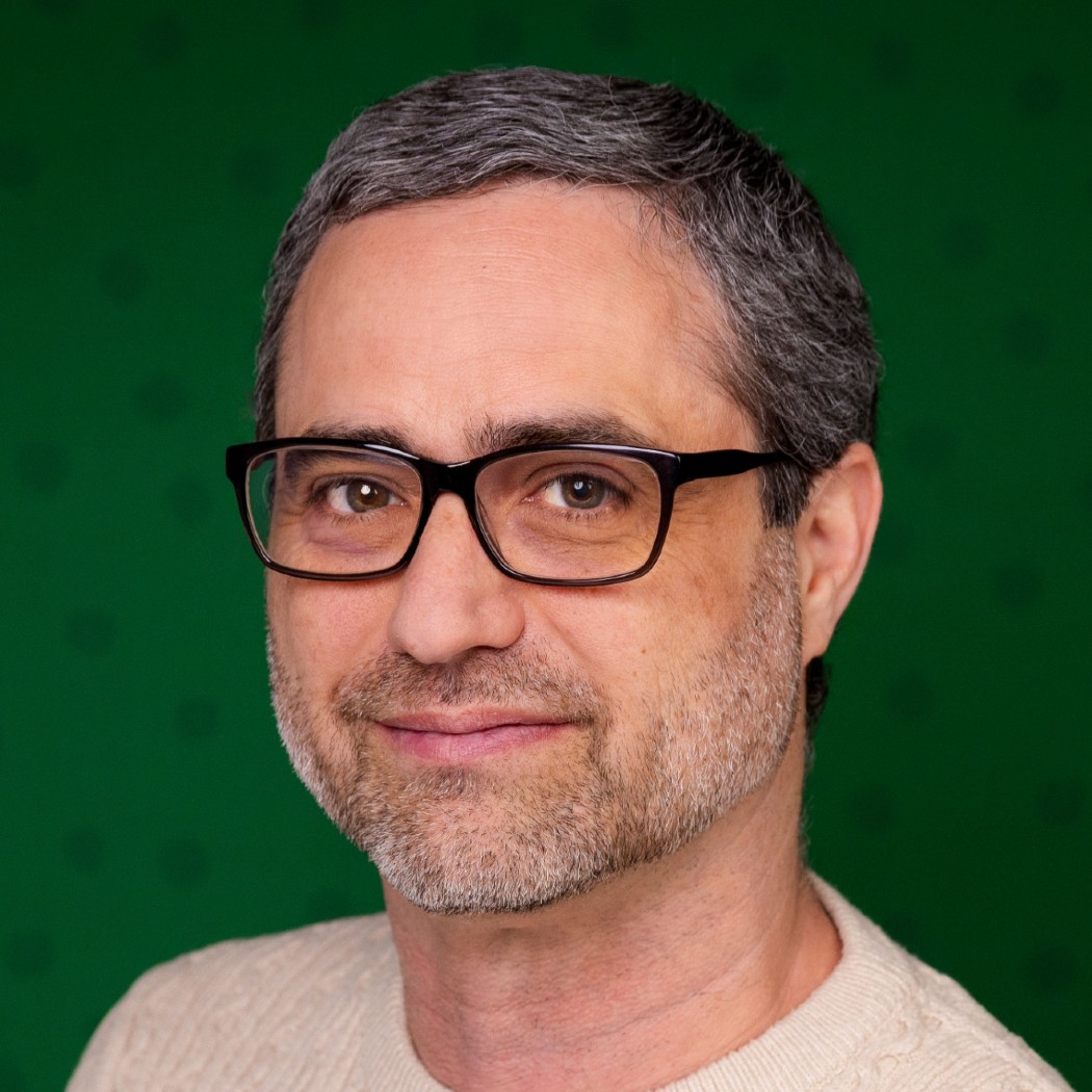 Craig Taylor headshot