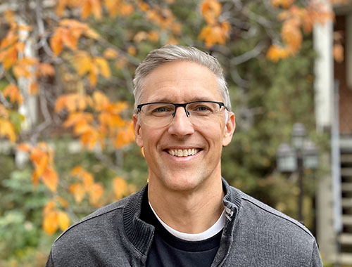 Dr Matthew Hoven