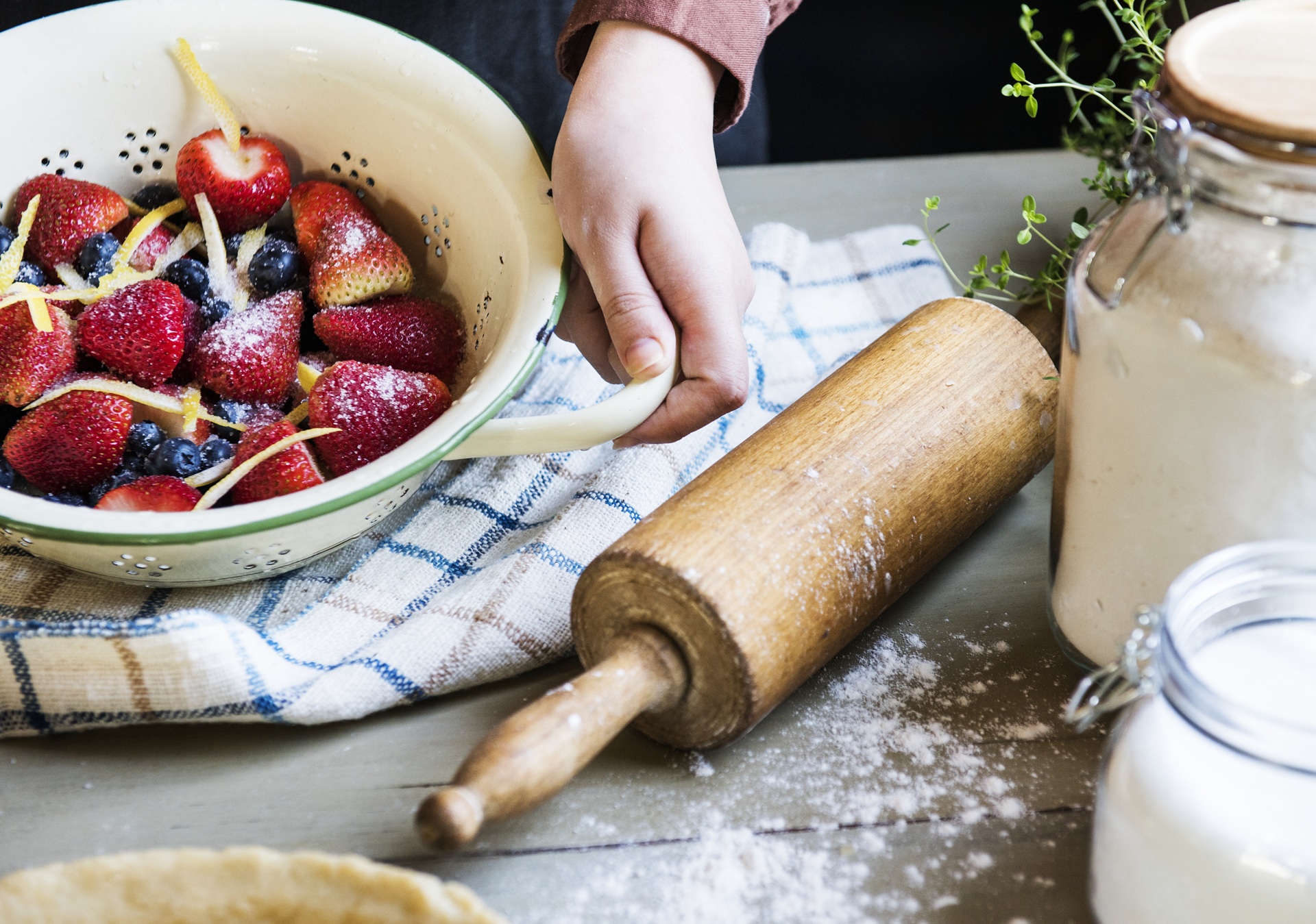 preparation-to-make-food-pie-photography-recipe-id-2025-02-10-09-45-40-utc.jpg