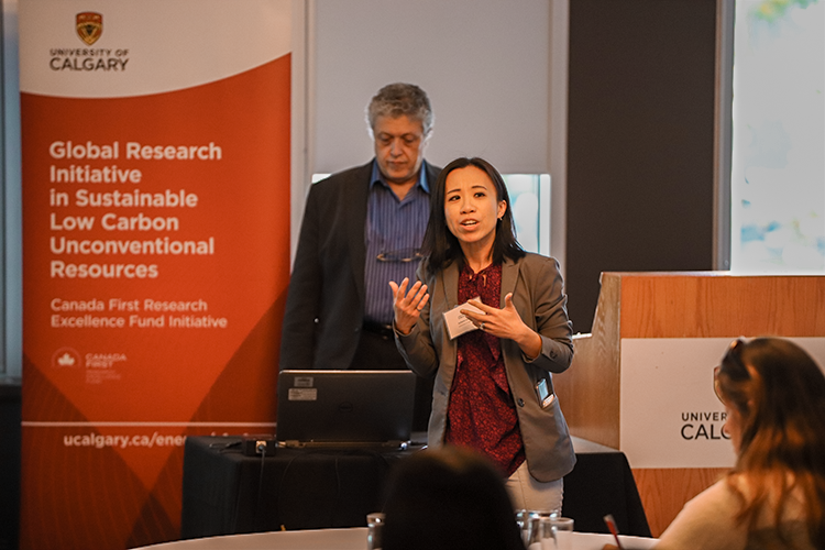 Juliana presents at the GRI, University of Calgary.
