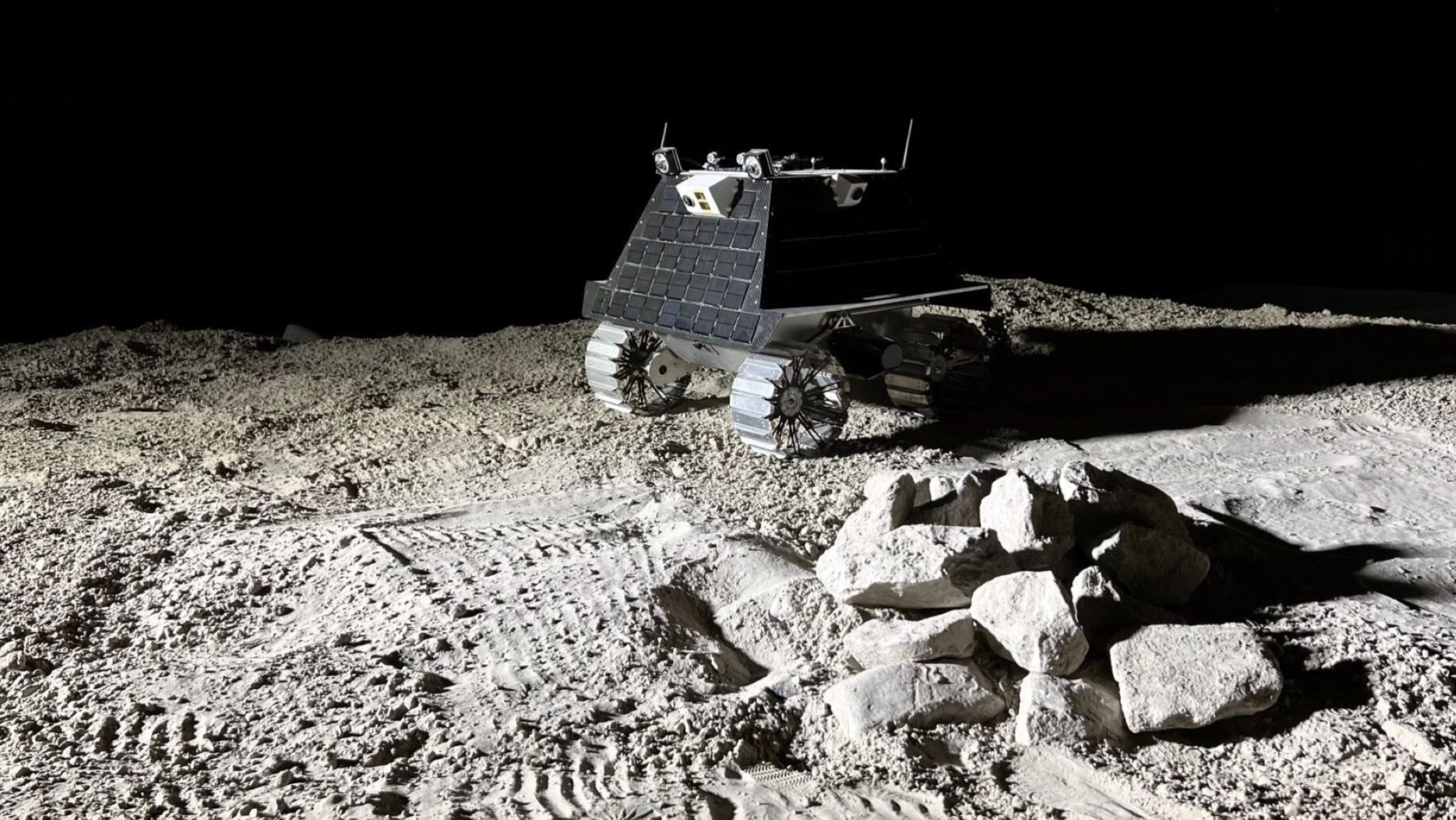 Lunar rover (Photo: 2022 Canadensys Aerospace Corp.)