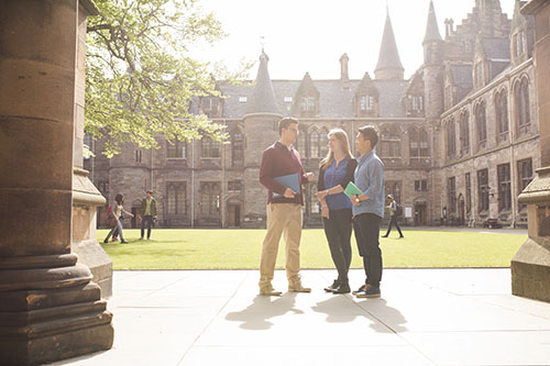 University of Glasgow, students in Quad