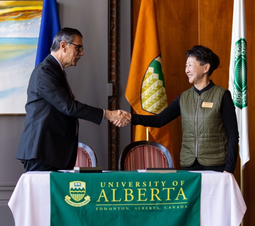 AKU Signing Ceremony with Provost Yiu