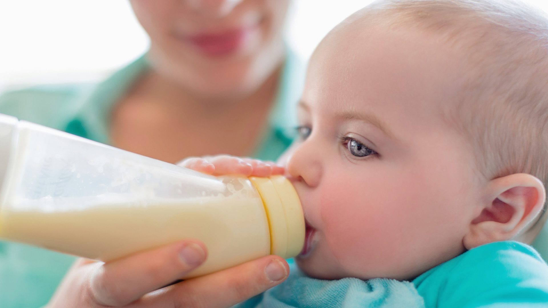 istock-photo-of-baby-and-a-bottle-1920x1080.jpg