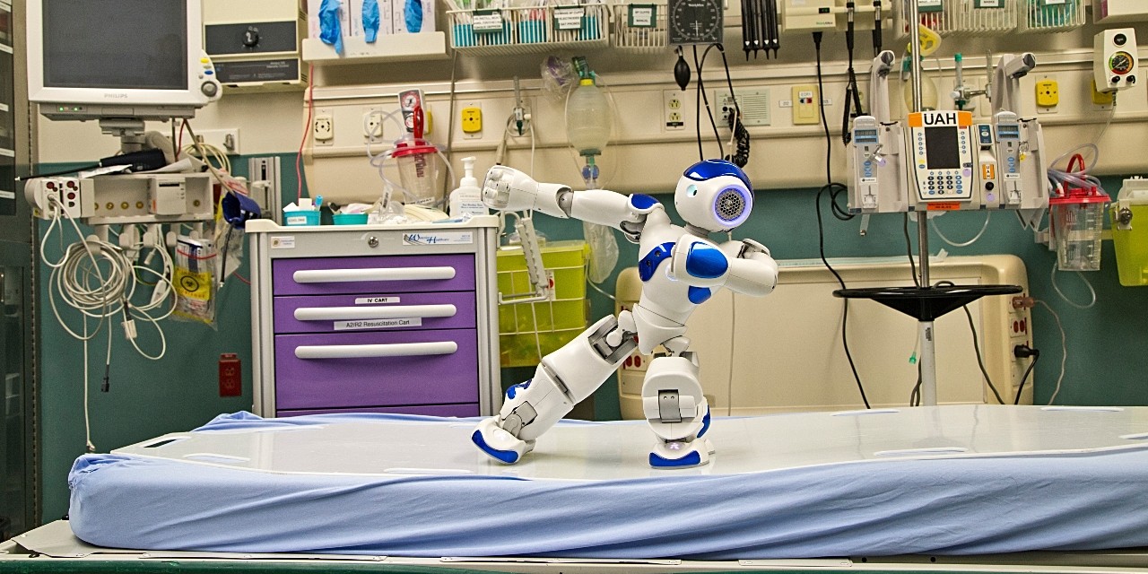 A new research project will involve upgrading robots like MEDi (pictured) with artificial intelligence so they can detect a child’s state of mind during a hospital procedure and adapt their behaviour to provide distractions by singing, dancing or telling stories. (Photo: Supplied)