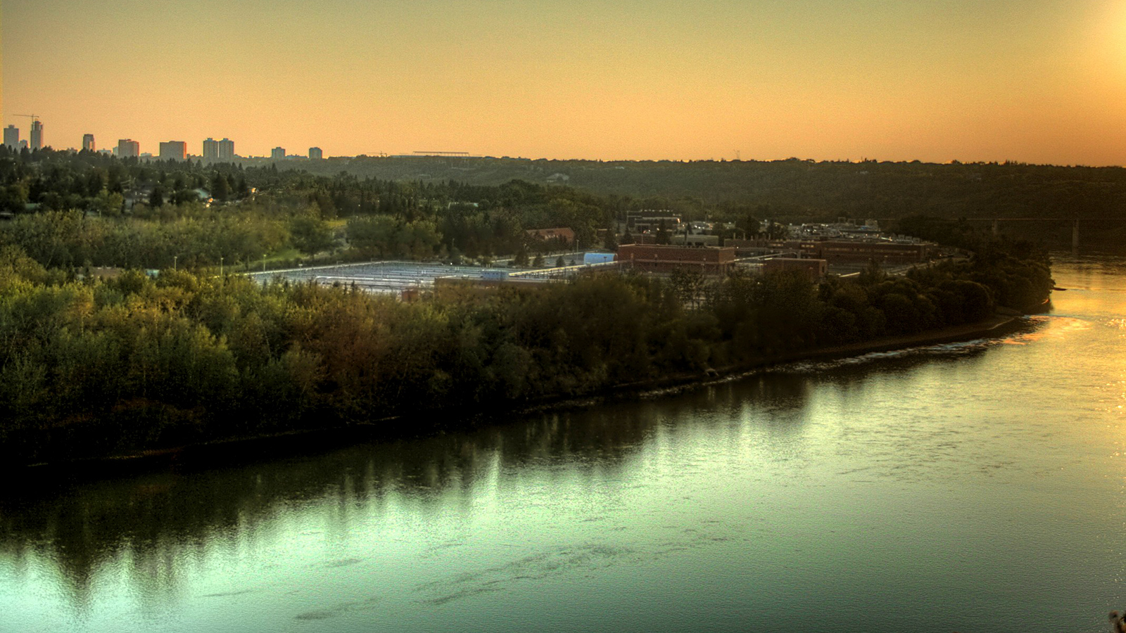 Photo of the Edmonton river valley at suset