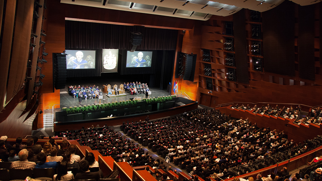 Convocation stage