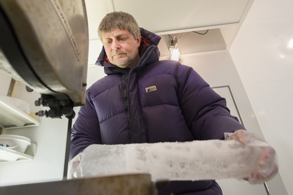 Martin Sharp's research on glacier-climate interactions recognized with prestigious award.