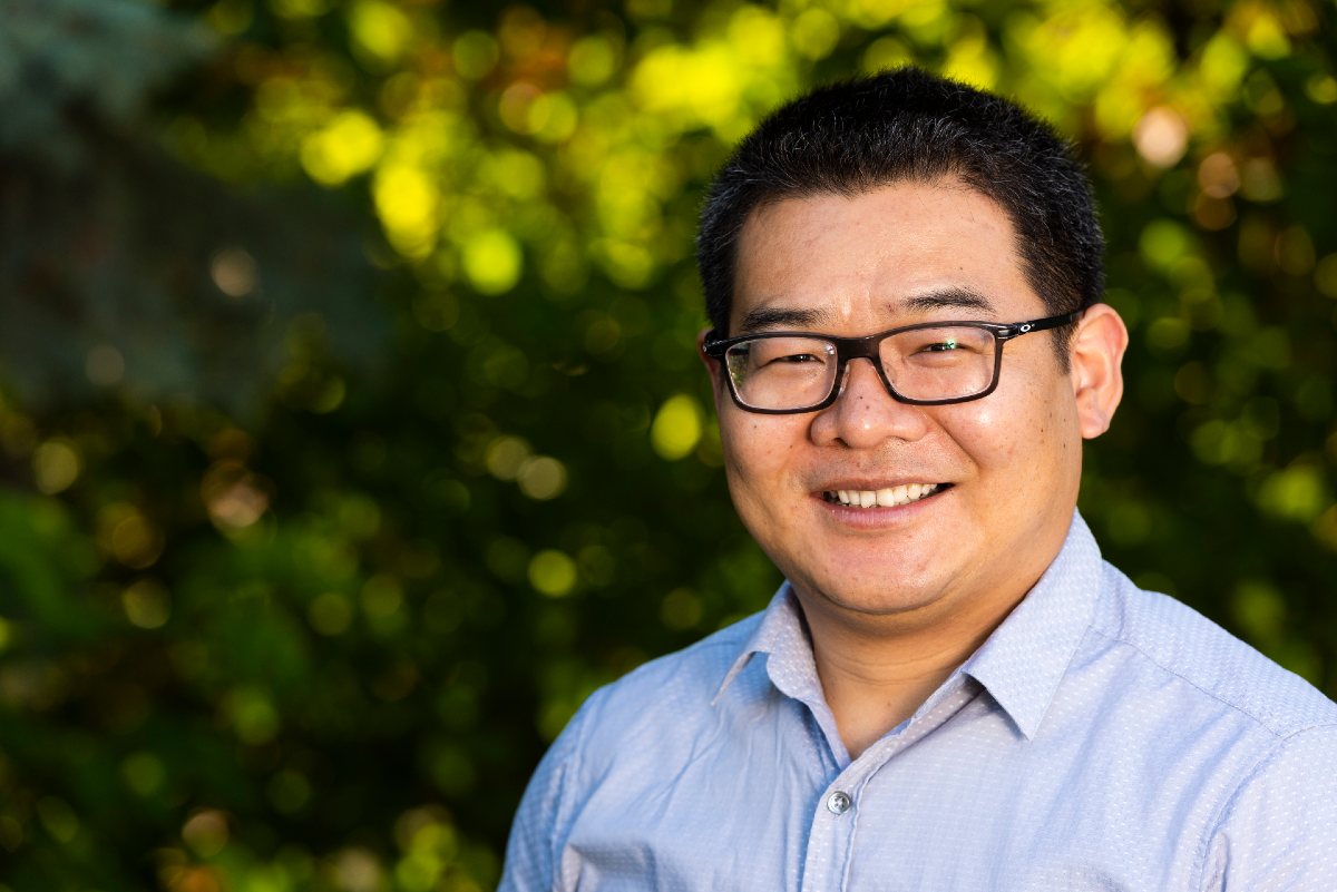 Linglong Kong, professor in the Department of Mathematical and Statistical Sciences, is one of two Faculty of Science researchers awarded Canada Research Chairs.