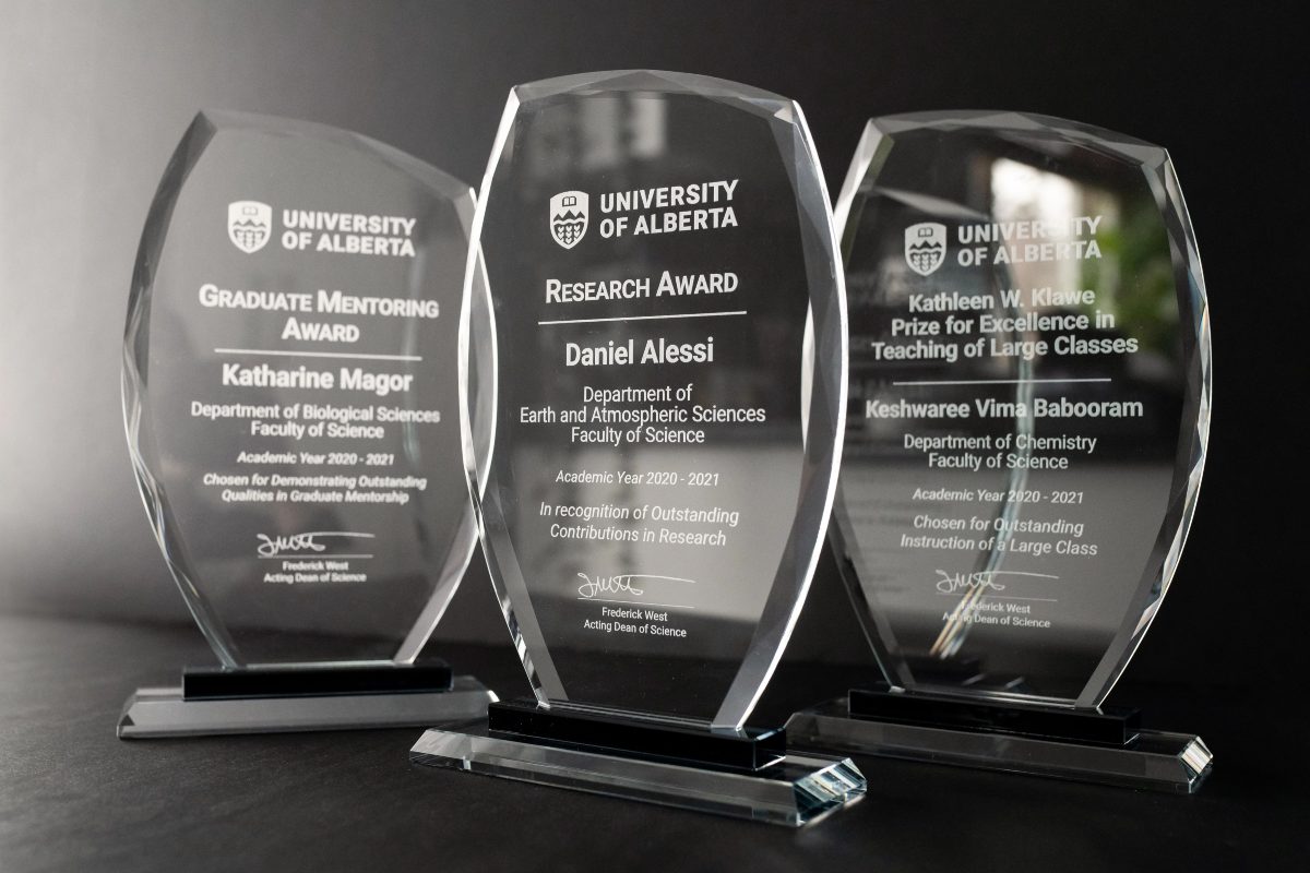 Meet the recipients of the Faculty of Science's 2021 Celebration of Excellence in Research and Teaching awards.