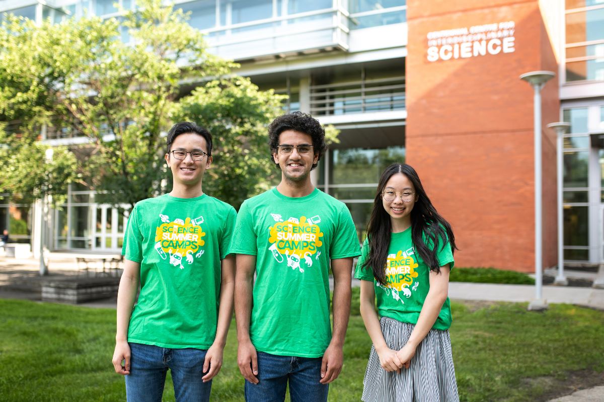 Sophie Do (right), is a second-year Faculty of Science student who attended DiscoverE summer camps as a student. She joins this year's cohot of Science Summer Camp leaders.