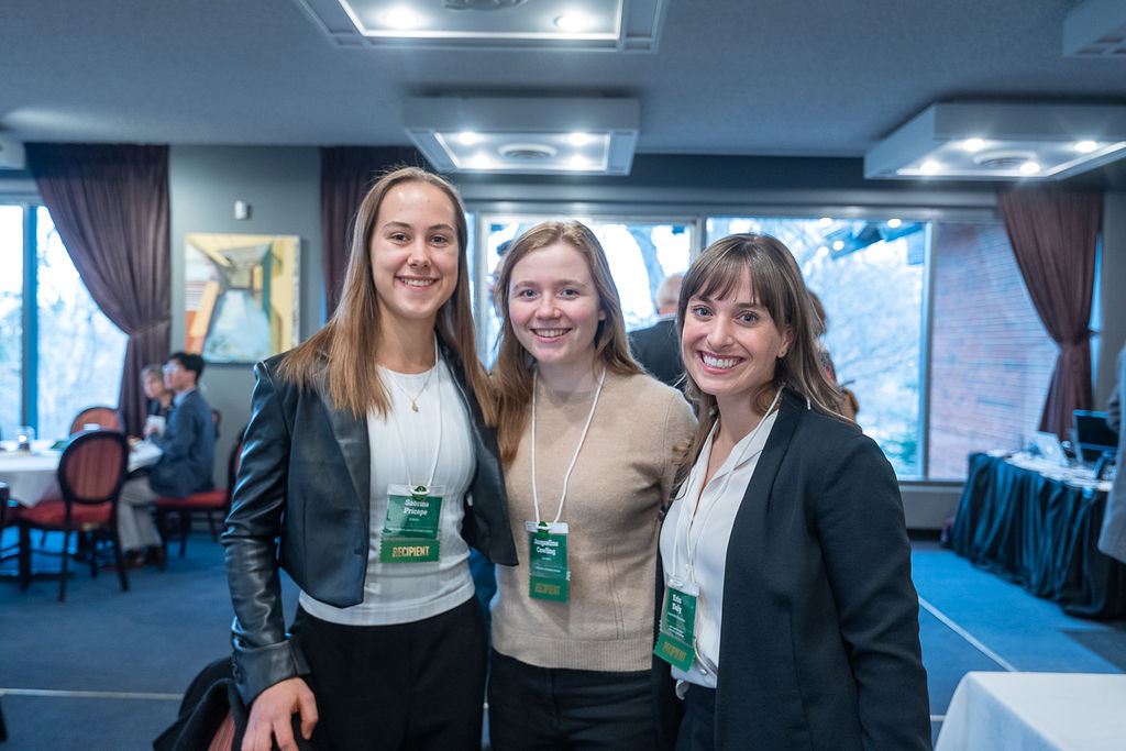  Sabrina Pricope (left) a winner of the BMO Financial Group Entrance Citiation with Jaqueline Cowling (centre), winner of the President’s Entrance Citation and Erin Daly (right), a recipient of a BMO Financial Group Graduate Scholarship.
