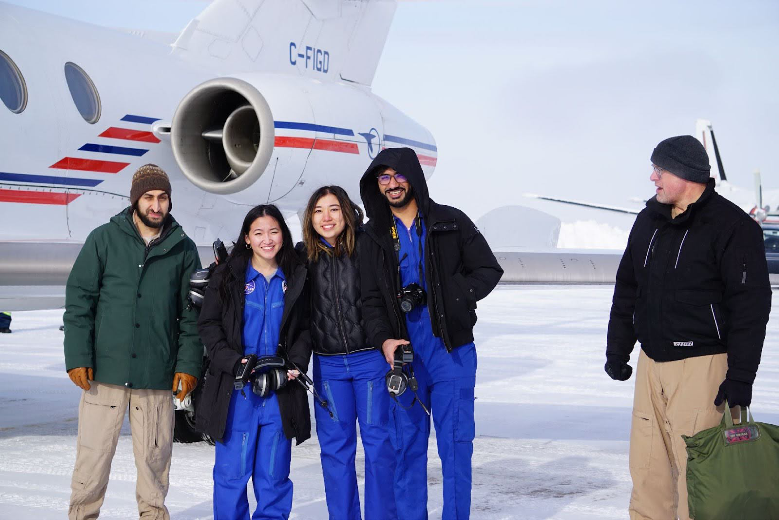 The crew of the first flight (from right to left) Shahrukh, Jennifer, Makenna, Pundeep, Derek
